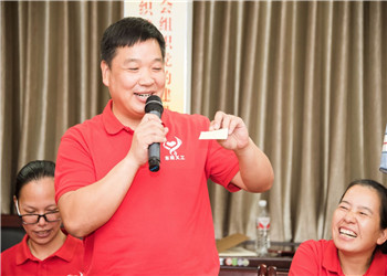陳斌：公益是一種信仰，何樂不為？