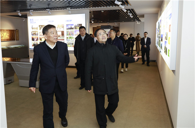 浙江省委常委、政法委書記王昌榮走訪調(diào)研中天控股集團(tuán)總部時指出 ——保持“親清”政企關(guān)系，為企業(yè)做實(shí)事、解決實(shí)際困難