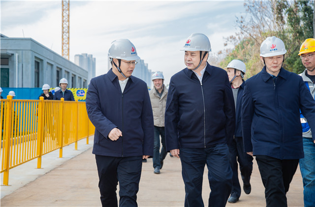 湖北省副省長張文彤到中天建設(shè)集團桂園賦項目考察指導(dǎo)工作