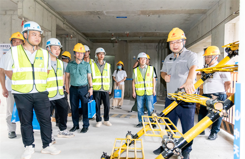 2024年9月20日，由深圳市羅湖區(qū)住建局主辦，中天建設(shè)集團(tuán)承辦的2024年度深圳市羅湖區(qū)裝配式建筑質(zhì)量、安全觀摩活動在深圳中學(xué)回遷安置房與人才住房建設(shè)項(xiàng)目舉行。